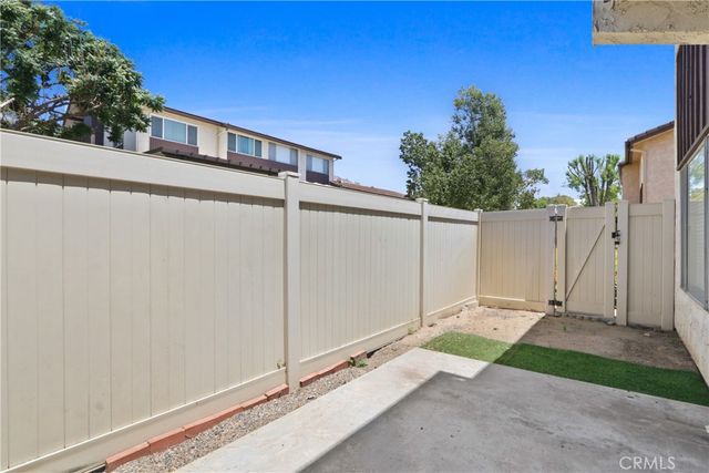 2114 Firewood Court, San Bernardino, CA 92404