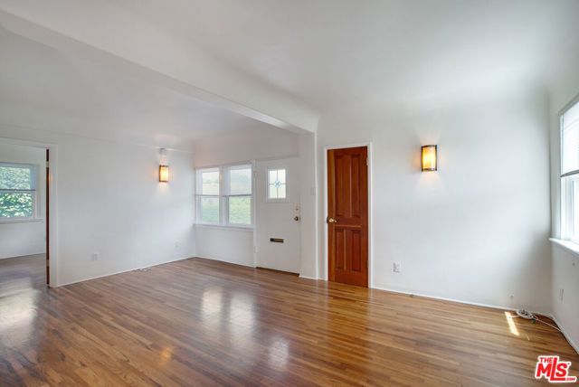 2534 7th Street 3, Santa Monica, CA 90405