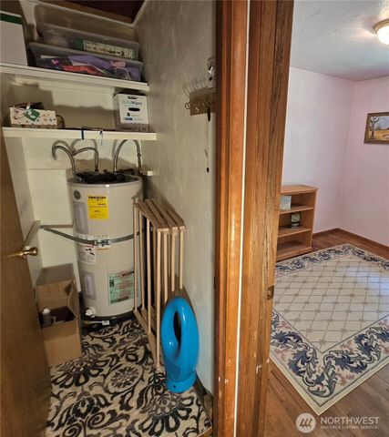 8823 Old Highway 99 SE, Tumwater, WA 98501