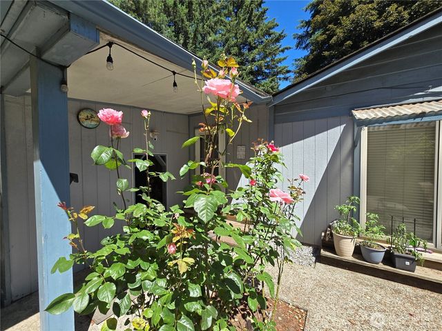 8823 Old Highway 99 SE, Tumwater, WA 98501