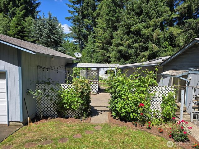 8823 Old Highway 99 SE, Tumwater, WA 98501