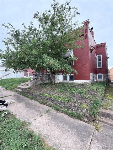 4176 Newport Court, St Louis, MO 63116