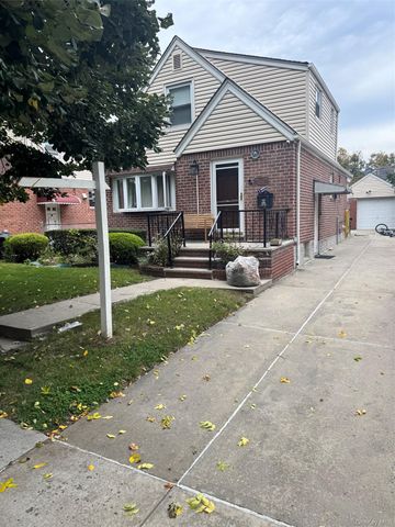 82-37 250TH Street, Bellerose, NY 11426