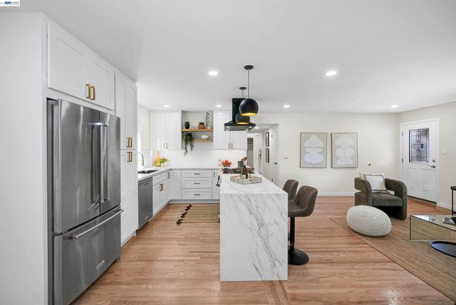 293 Via Cima Ct, Danville, CA 94526