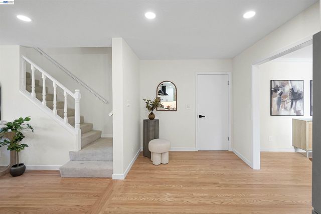 293 Via Cima Ct, Danville, CA 94526