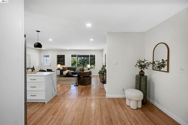 293 Via Cima Ct, Danville, CA 94526