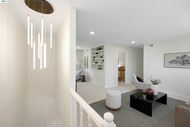 293 Via Cima Ct, Danville, CA 94526