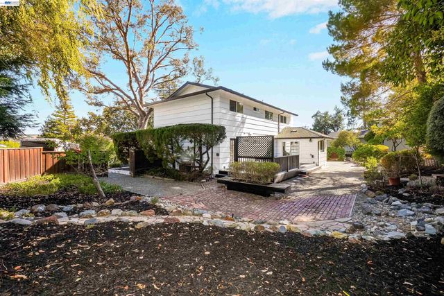 293 Via Cima Ct, Danville, CA 94526