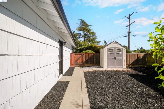 293 Via Cima Ct, Danville, CA 94526