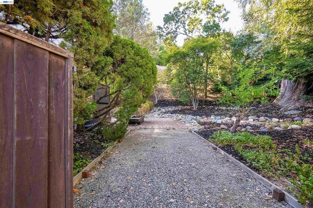 293 Via Cima Ct, Danville, CA 94526