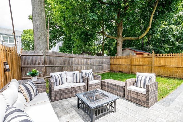 5 Mayfield Place B, Metuchen, NJ 08840