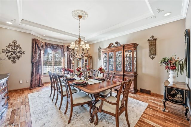 21 Timber Run Court, Canfield, OH 44406