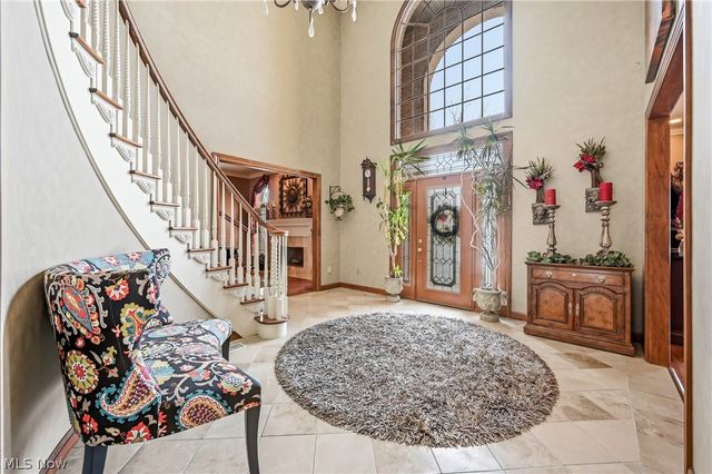 21 Timber Run Court, Canfield, OH 44406