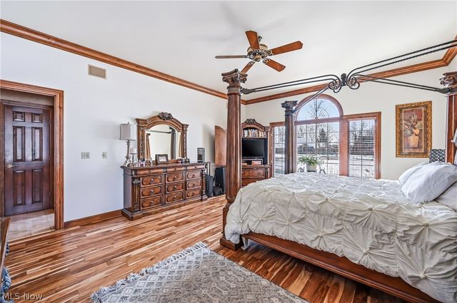 21 Timber Run Court, Canfield, OH 44406