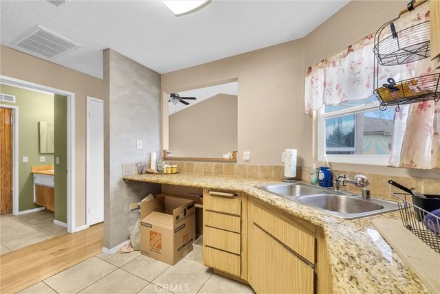 14008 Ridgewood, Fontana, CA 92337