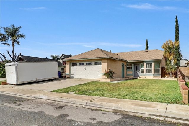 14008 Ridgewood, Fontana, CA 92337