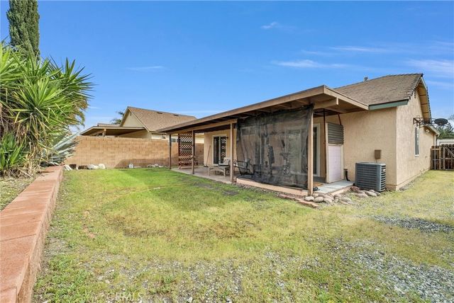 14008 Ridgewood, Fontana, CA 92337