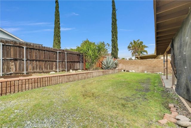 14008 Ridgewood, Fontana, CA 92337