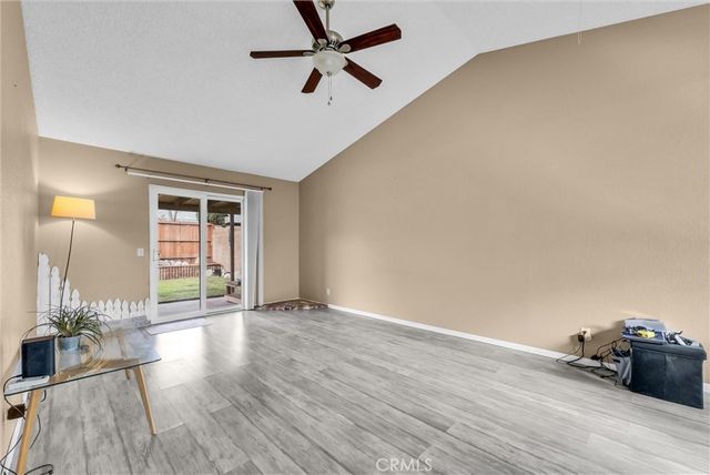 14008 Ridgewood, Fontana, CA 92337