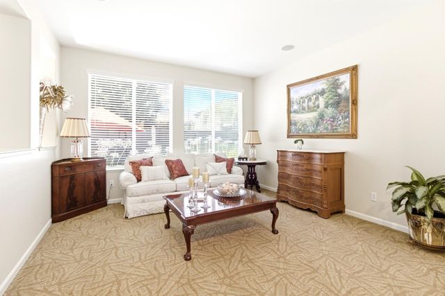 1090 Thornhill Ln, Lincoln, CA 95648