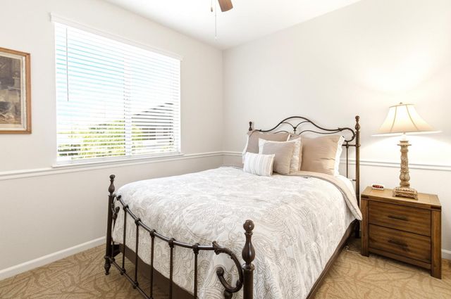 1090 Thornhill Ln, Lincoln, CA 95648