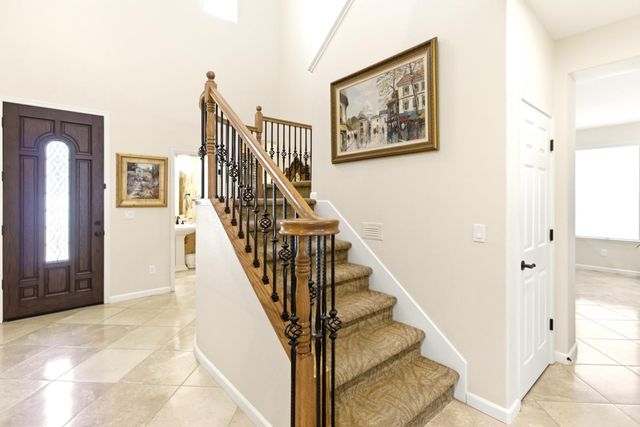1090 Thornhill Ln, Lincoln, CA 95648