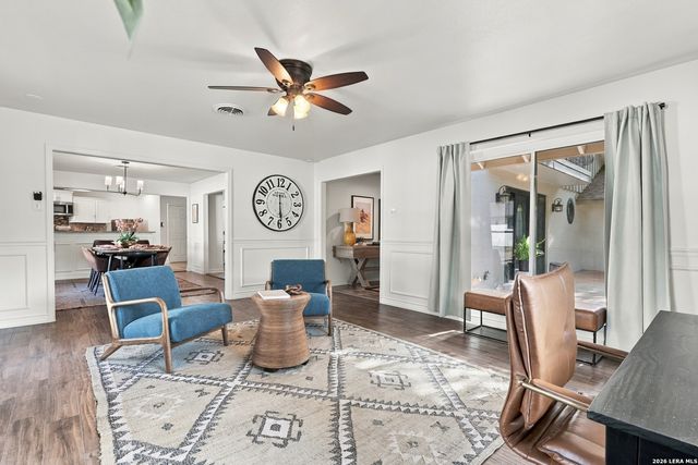 107 WICKFORD WAY, Castle Hills, TX 78213