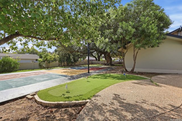 107 WICKFORD WAY, Castle Hills, TX 78213
