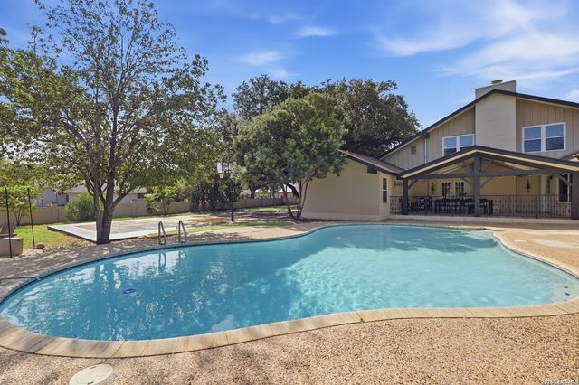 107 WICKFORD WAY, Castle Hills, TX 78213