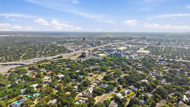 107 WICKFORD WAY, Castle Hills, TX 78213