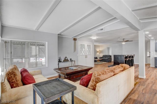 5054 Ridge Drive, Las Vegas, NV 89103