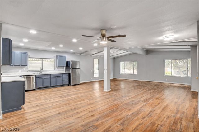 5054 Ridge Drive, Las Vegas, NV 89103