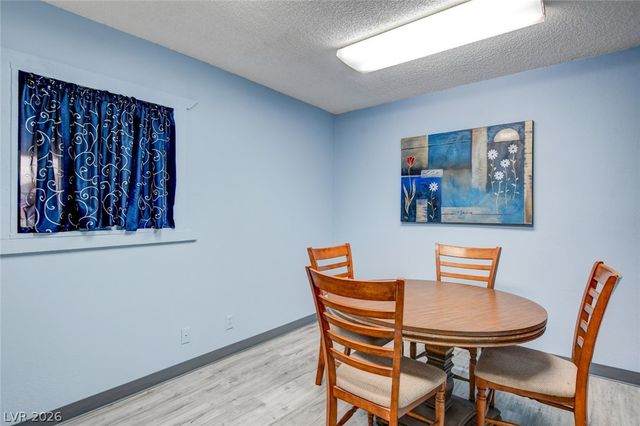 5054 Ridge Drive, Las Vegas, NV 89103
