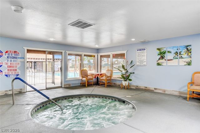 5054 Ridge Drive, Las Vegas, NV 89103