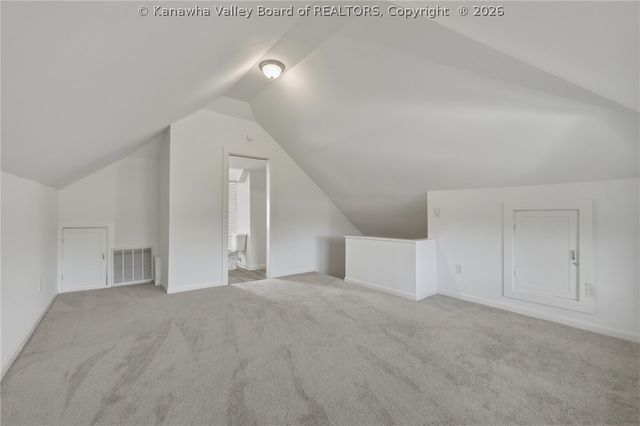 225 11th Avenue, Huntington, WV 25701