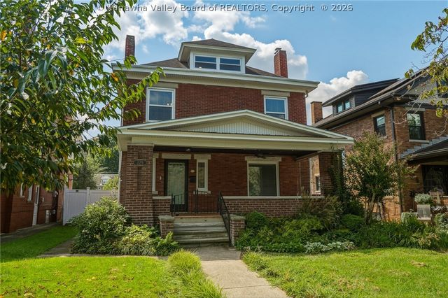 225 11th Avenue, Huntington, WV 25701