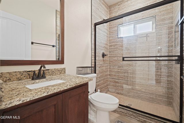4776 EXCALIBUR Drive B, El Paso, TX 79902