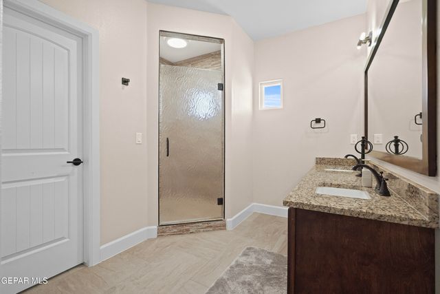 4776 EXCALIBUR Drive B, El Paso, TX 79902