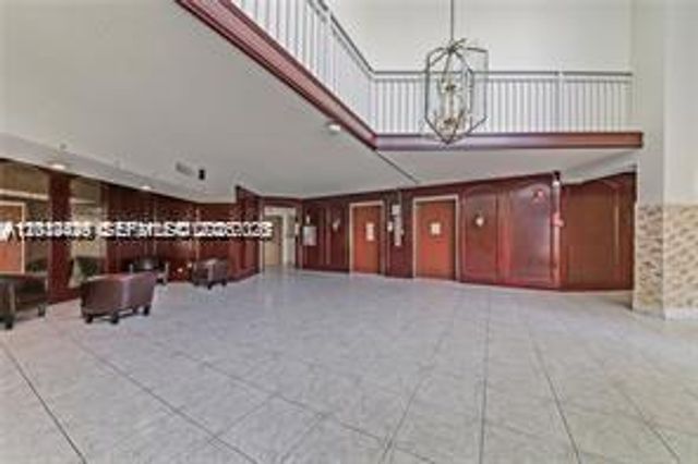 2025 NE 164th Street 904, North Miami Beach, FL 33162