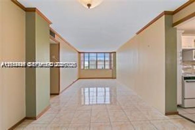 2025 NE 164th Street 904, North Miami Beach, FL 33162
