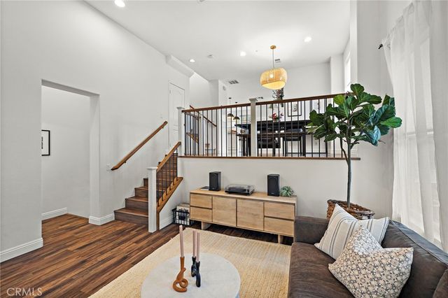 16 Arlington Street, Ladera Ranch, CA 92694