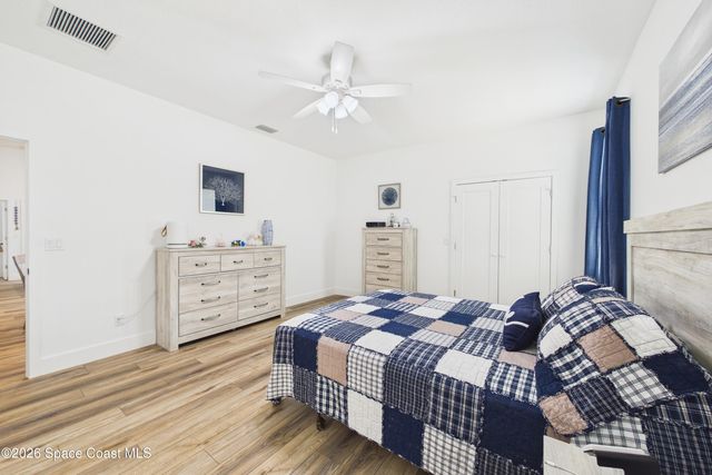 424 Krassner Drive NW, Palm Bay, FL 32907