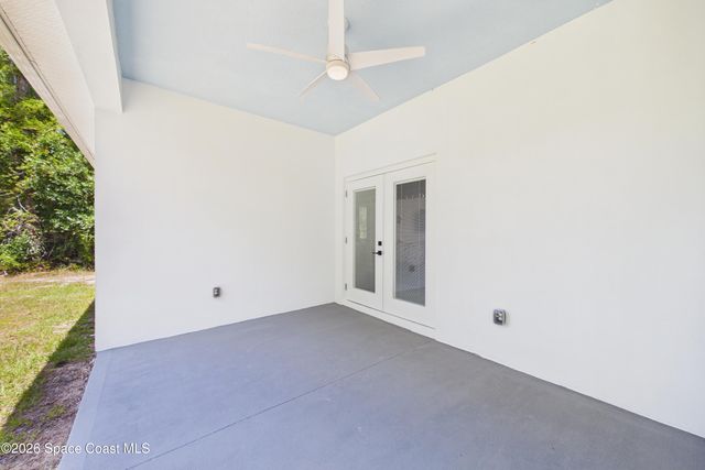 424 Krassner Drive NW, Palm Bay, FL 32907