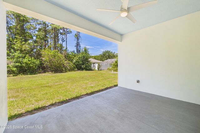 424 Krassner Drive NW, Palm Bay, FL 32907