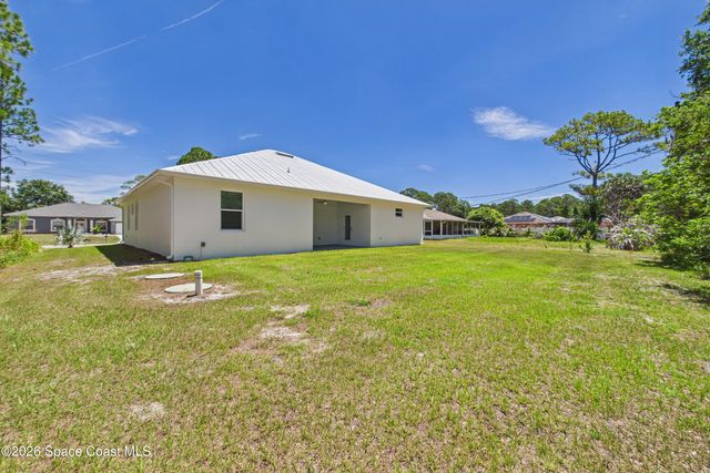 424 Krassner Drive NW, Palm Bay, FL 32907