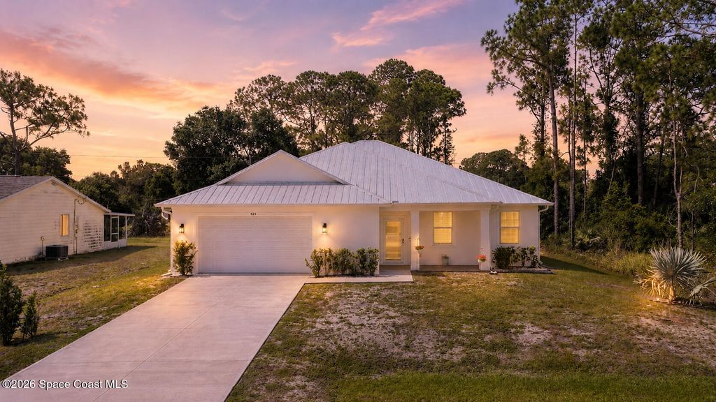 424 Krassner Drive NW, Palm Bay, FL 32907