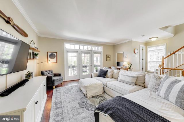 6008 MILL COVE CT, Burke, VA 22015