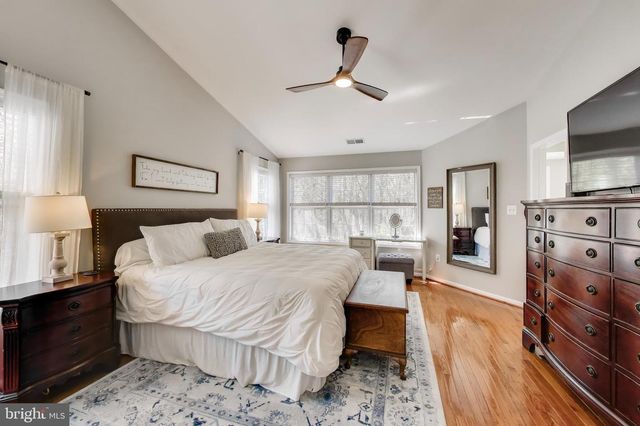 6008 MILL COVE CT, Burke, VA 22015