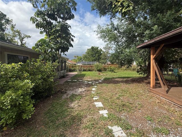 5012 WOODLAWN CIRCLE W, Palmetto, FL 34221