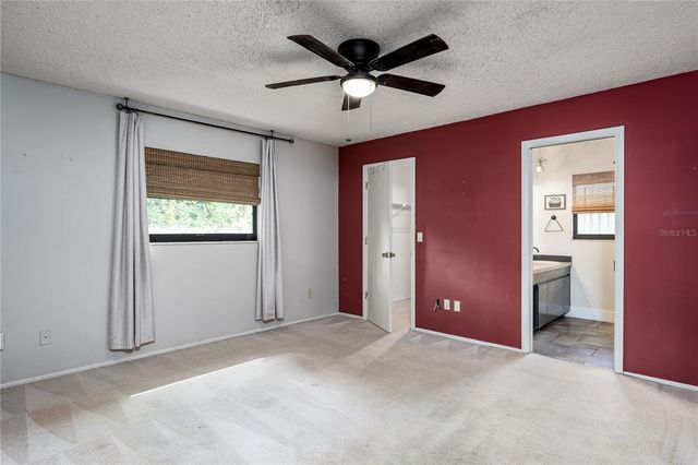 5012 WOODLAWN CIRCLE W, Palmetto, FL 34221